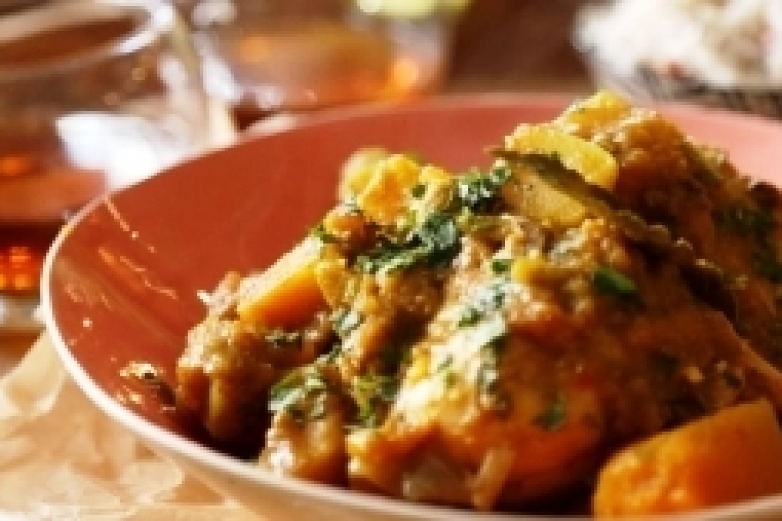 Карибская курица и тыква карри. Куриные бедра