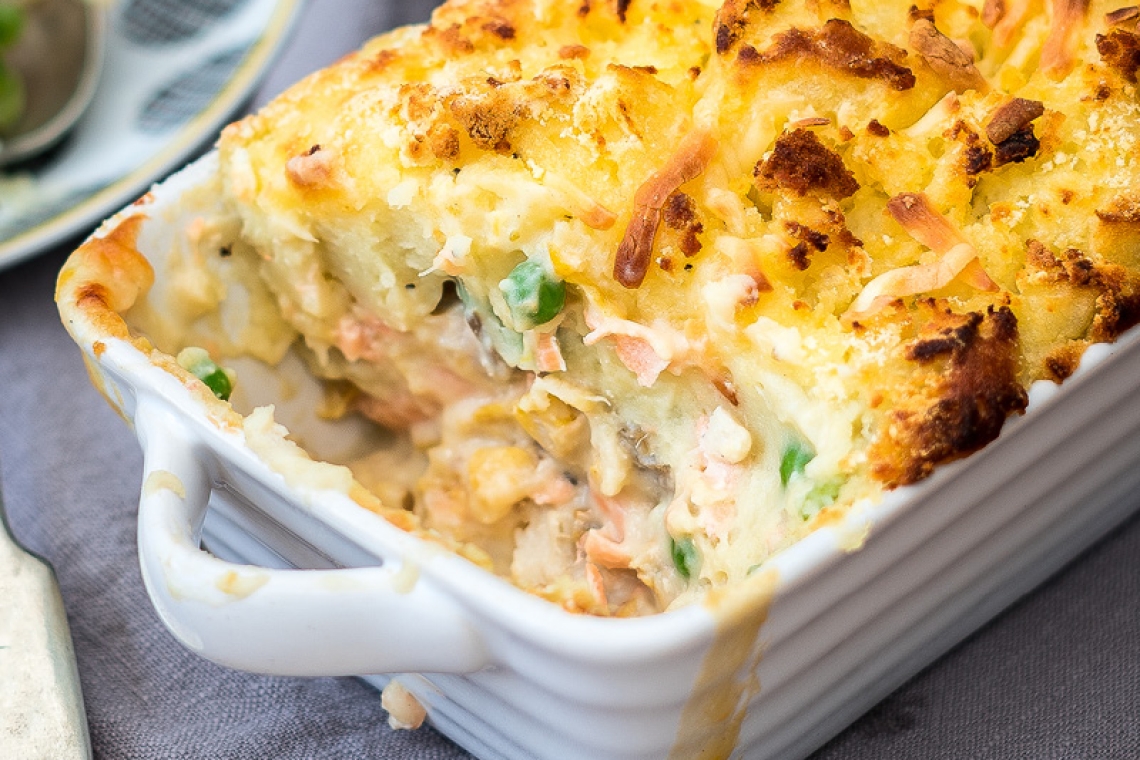 Бюджетный пирог с рыбой