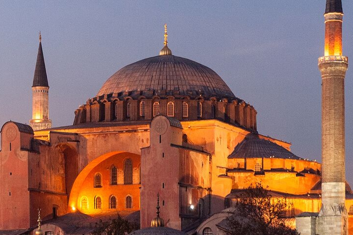 Турция. Стамбул. Сказки из " Тысячи и одной ночи "