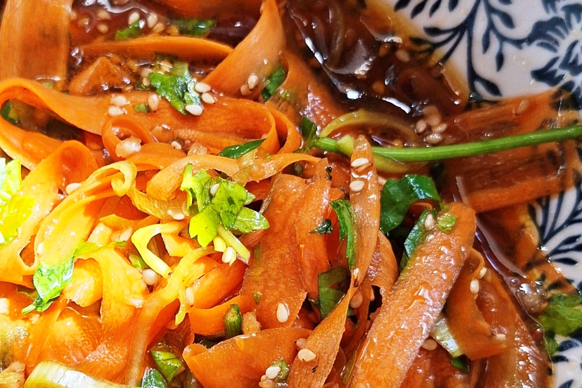 Морковка по-Корейски. Супер салат!