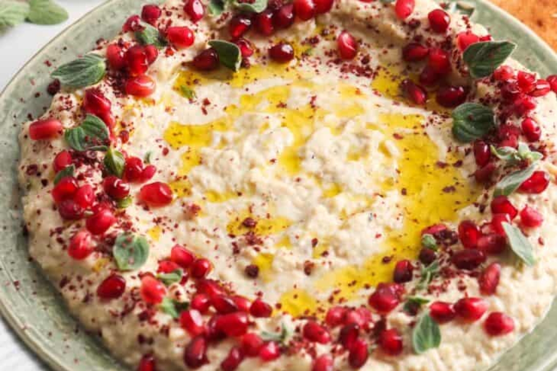 Мутабаль: состав, технология приготовления и вкусовыех характеристики популярной ближневосточной закуски